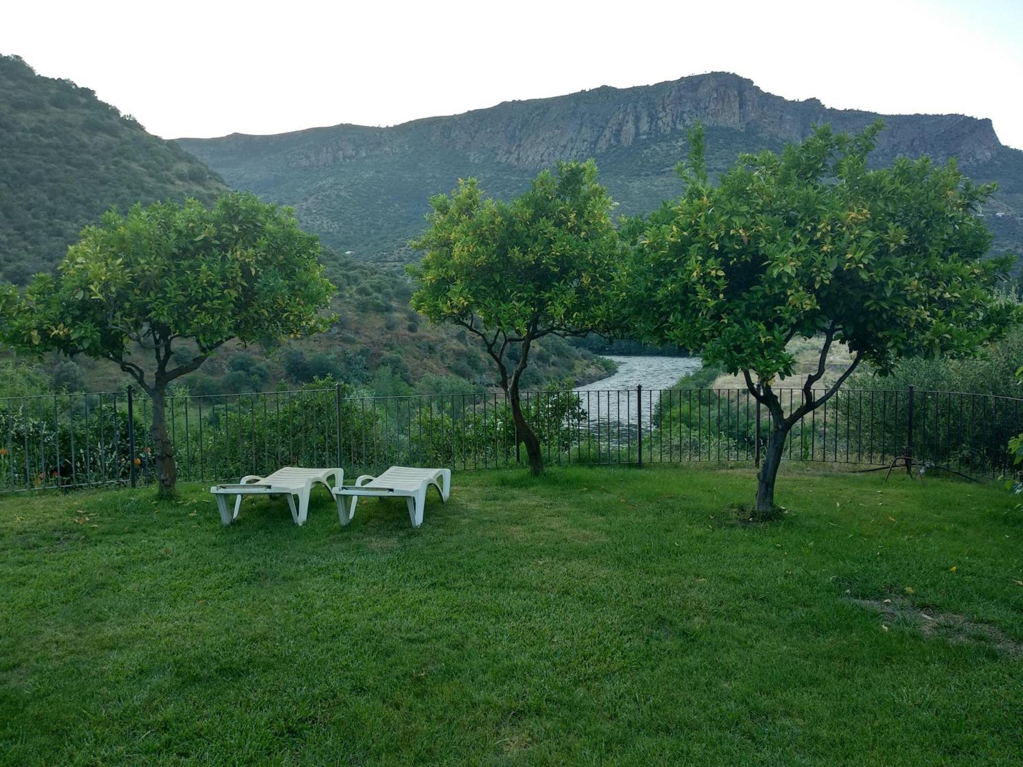 Posada Real Quinta De La Concepcion Hinojosa de Duero Exterior photo